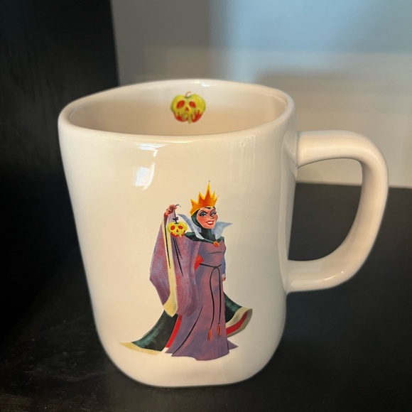 Disney Villains Rae Dunn Mug - Picture 1 of 5